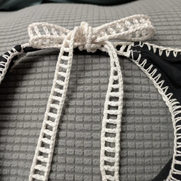 Minimalist Black and Cream Bikini Swimwear - Picture 7 of 12